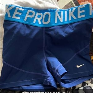 nike spandex size medium